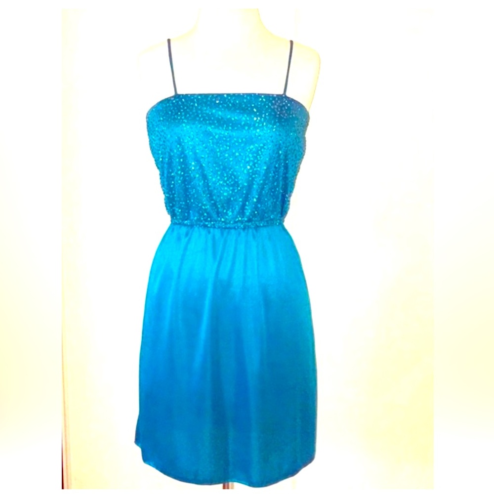 👗Silky Vintage Cocktail Dress